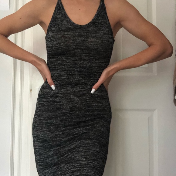 Dresses and Rompers - Picture 7 of 9